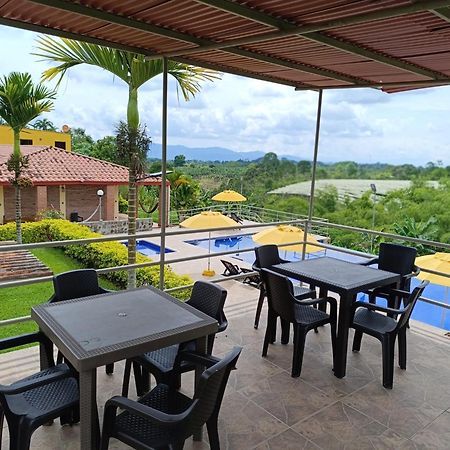 Hotel Campestre Los Mangos Quimbaya Ngoại thất bức ảnh