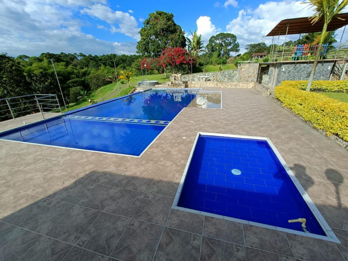 Hotel Campestre Los Mangos Quimbaya Ngoại thất bức ảnh