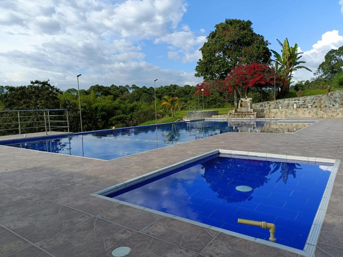 Hotel Campestre Los Mangos Quimbaya Ngoại thất bức ảnh