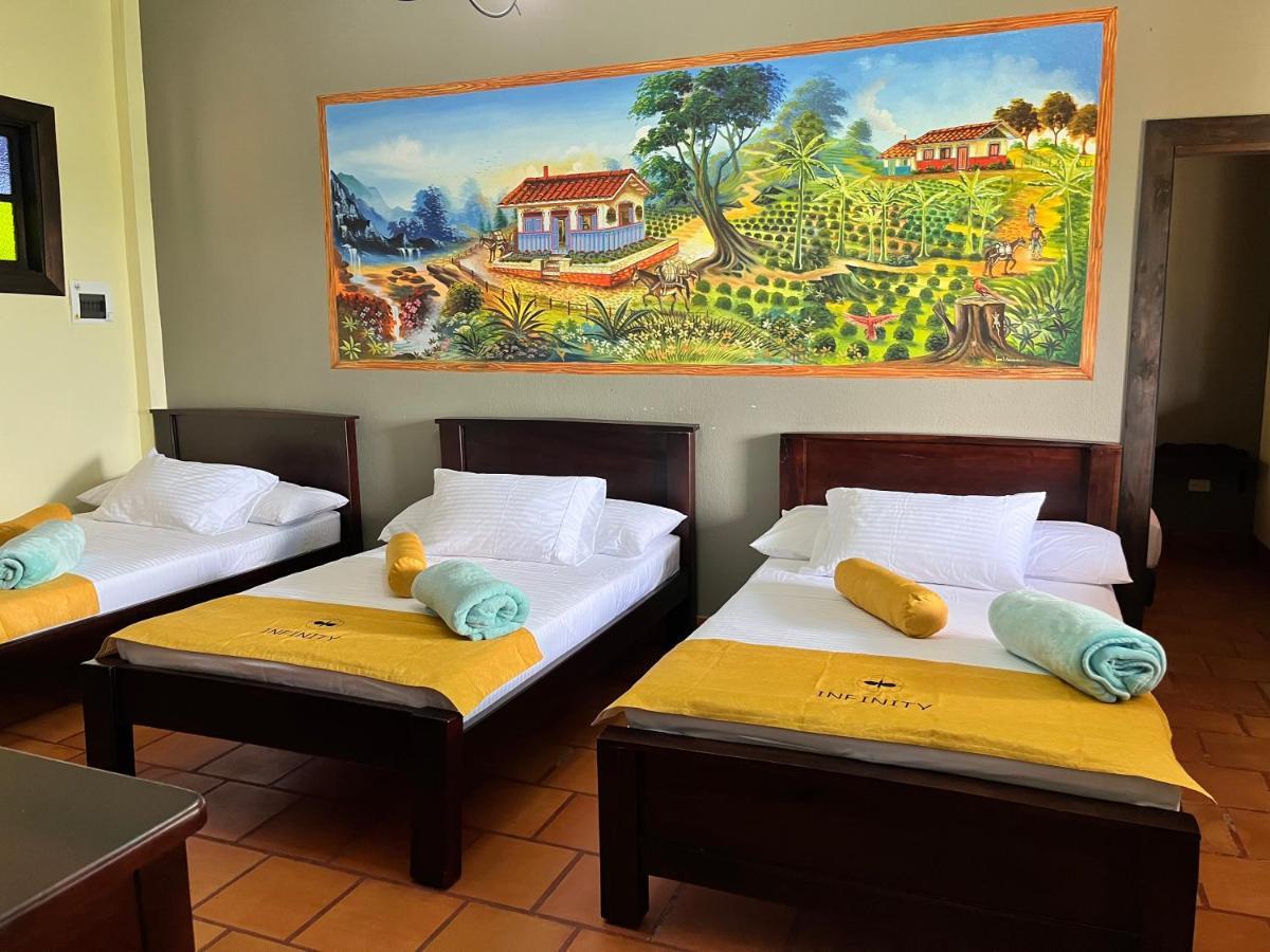 Hotel Campestre Los Mangos Quimbaya Ngoại thất bức ảnh