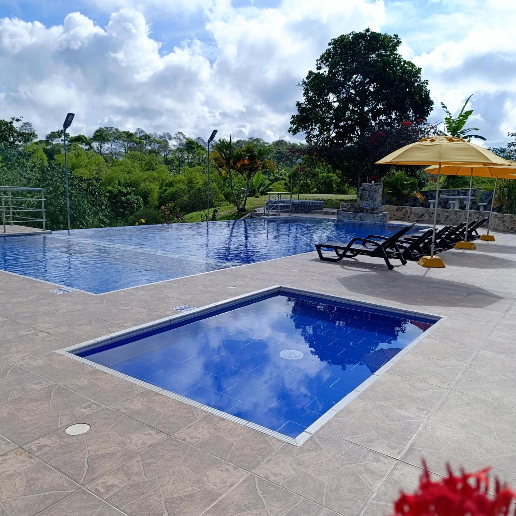 Hotel Campestre Los Mangos Quimbaya Ngoại thất bức ảnh