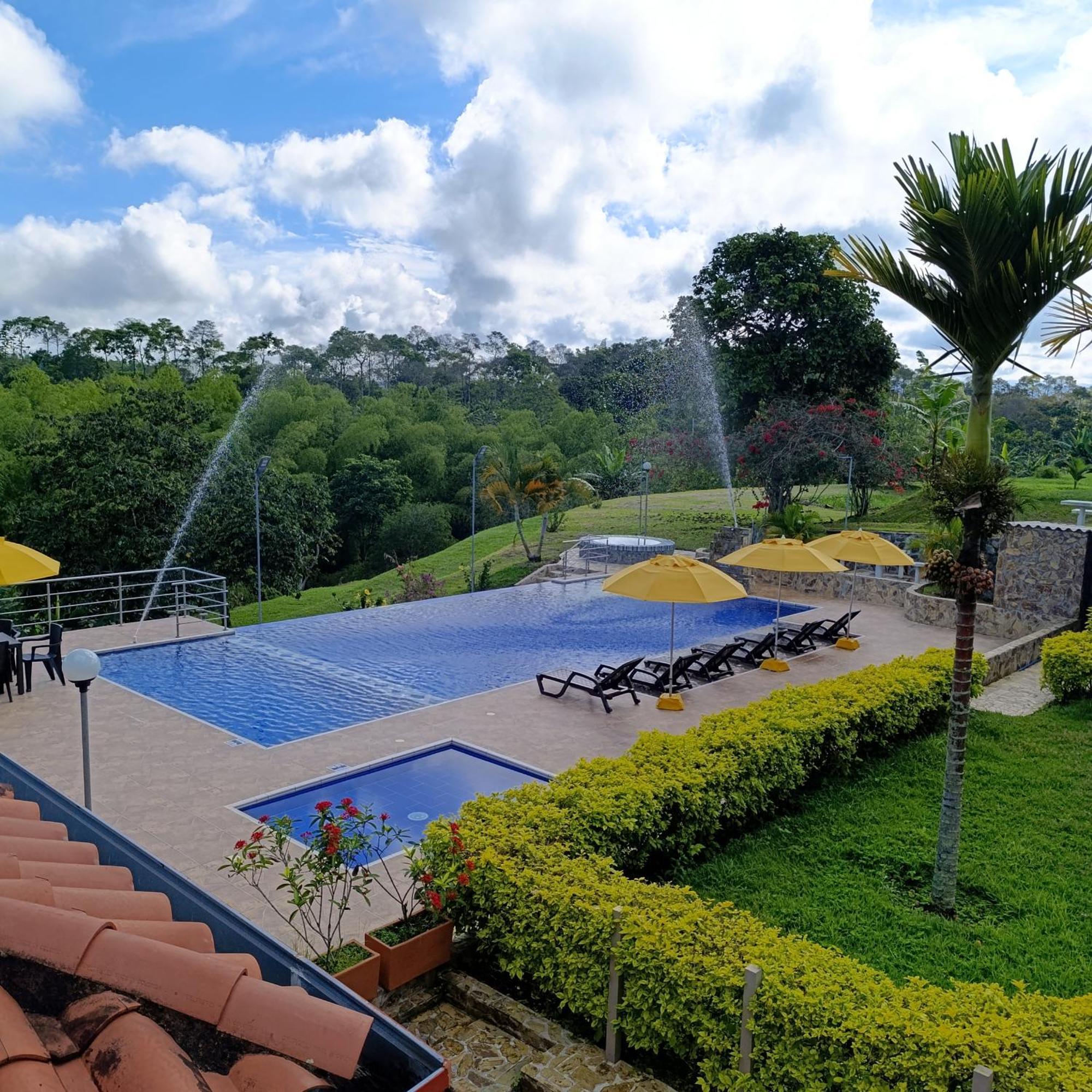 Hotel Campestre Los Mangos Quimbaya Ngoại thất bức ảnh